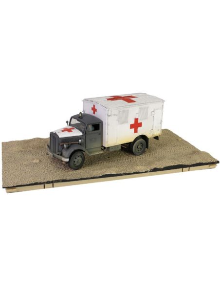 FORCES OF VALOR FOR801101A OPEL BLITZ GERMAN 4x4 AMBULANCE 1940 1:32 Modellino