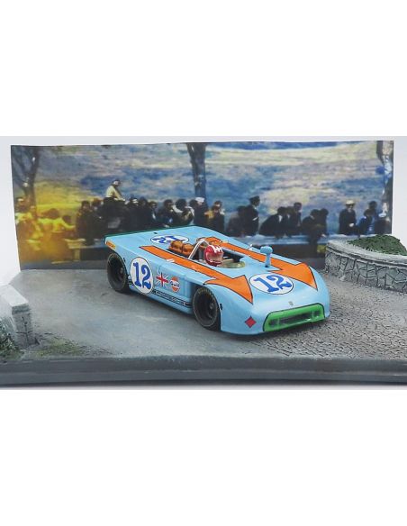 BEST MODEL BT9865D PORSCHE 908/03 TARGA FLORIO 1970 JOSEPH SIFFERT DIORAMA W/DRIVER 1:43 Modellino