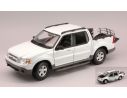 Maisto MI36891W FORD EXPLORER SPORT TRAC WHITE 1:18 Modellino