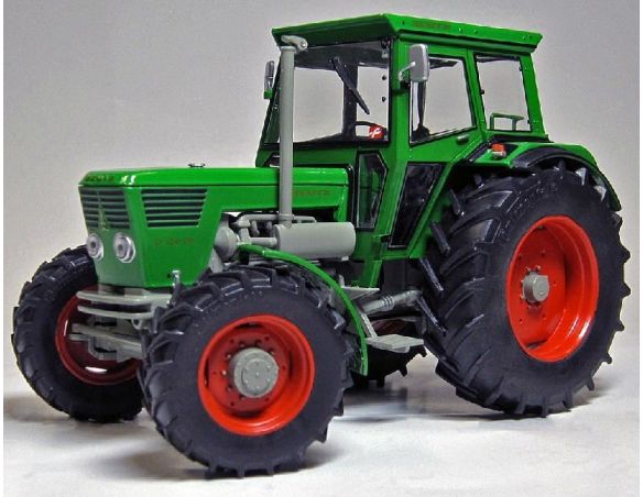 Welly WEIS1006 DEUTZ D 130 06 1972-1974 1:32 Modellino