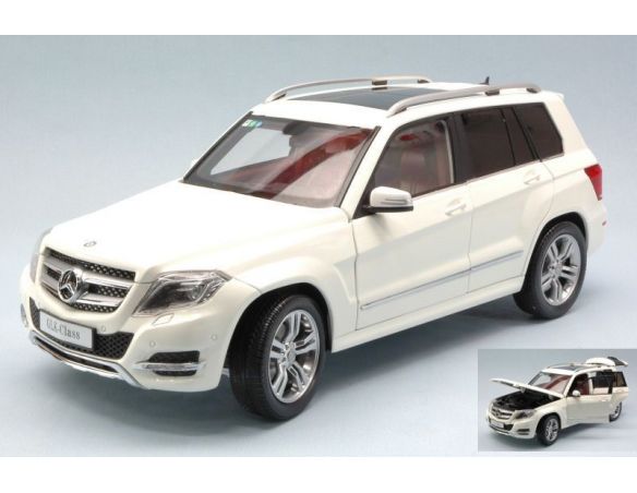 エンタメ/ホビーGT AUTOS 1/18 Mercedes-Benz GLK-Class - ミニカー