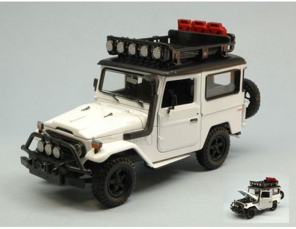 Motormax MTM79137W TOYOTA FJ40 LAND CRISER 1974 WHITE 1:24 Modellino