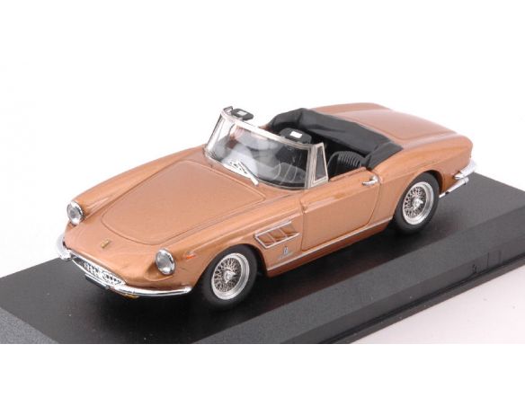 Best Model BT9733 FERRARI 330 GTS 1967 NOCCIOLA MET. 1:43 Modellino