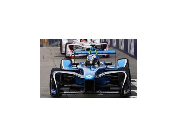 Spark Model S5927 RENAULT N.8 Rd.2 HONG KONG FORMULA E SEASON 4 (2017-2018) N.PROST 1:43 Modellino