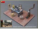 MINIART MIN35584 EAST EUROPEAN HOME STUFF KIT 1:35 Modellino