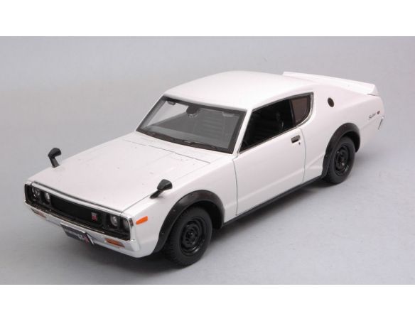 MAISTO MI31528Z NISSAN SKYLINE 2000 GT-R 1973 WHITE 1:24 Modellino