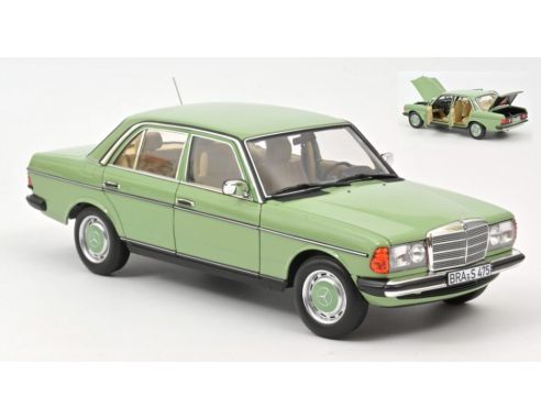 NOREV NV183777 MERCEDES 200 1968 LIGHT BLUE 1:18