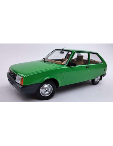 TRIPLE 9 T9-1800334 OLTCIT CLUB 1990 GREEN 1:18 Modellino